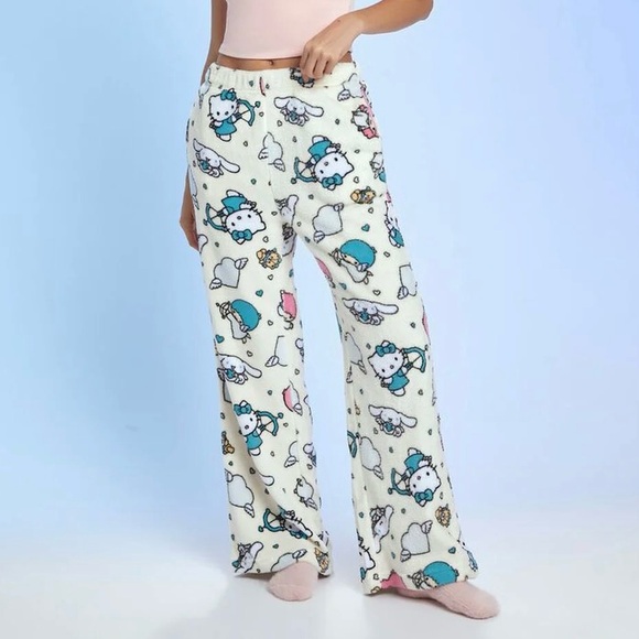 Forever 21 Hello Kitty & Friends Fleece Pajama Pants - Picture 1 of 5